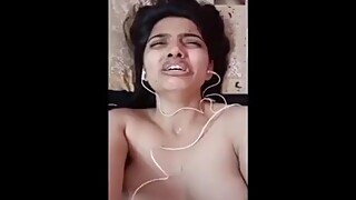 INDIAN GF VIDEO CALL TO BF WITH HOT EXPRESSIONS