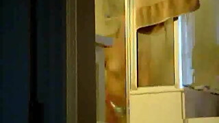 Spying Hot Wifes Orgasm in Shower